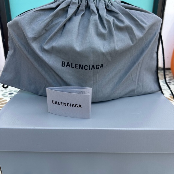 Balenciaga Green Ibiza Bask Bag (NWT) - Picture 2 of 5